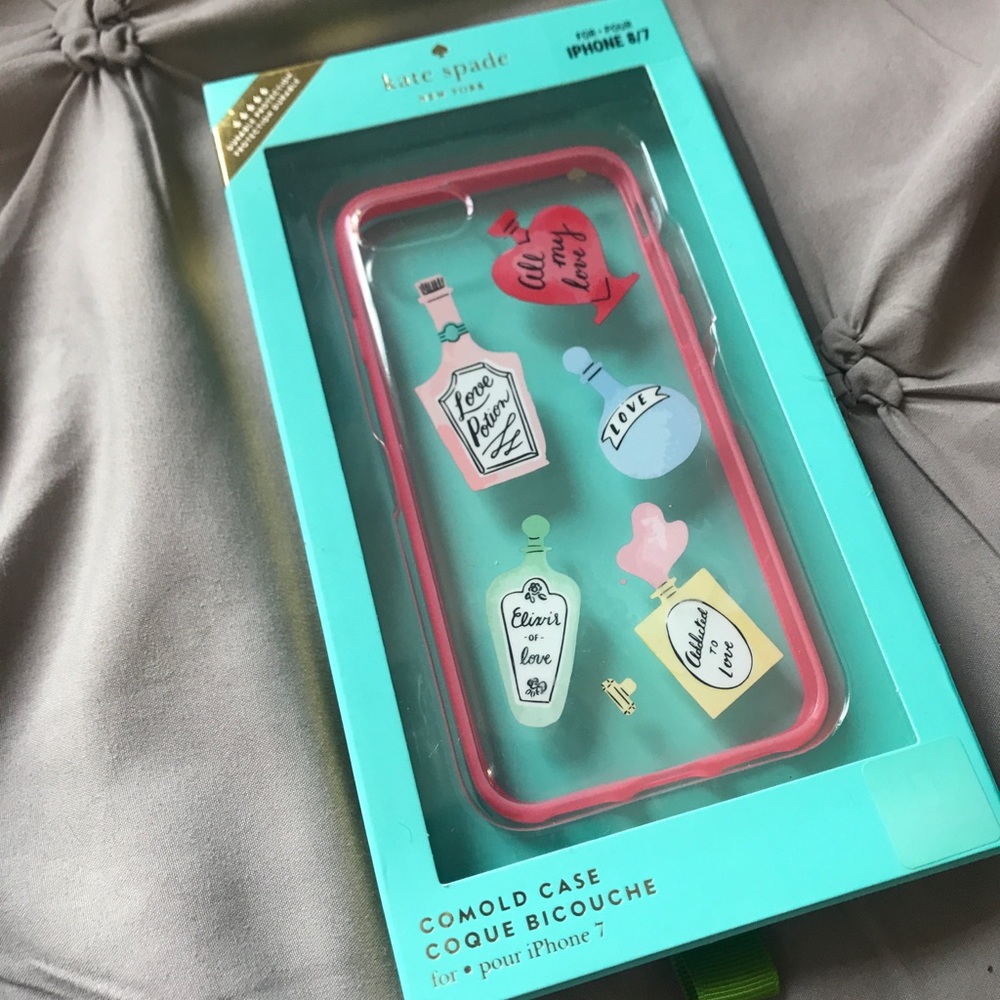 Kate Spade IPhone 7 chic protective phone case.